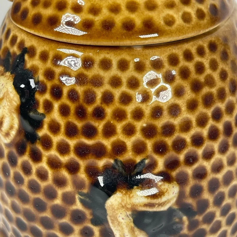 Vintage Arnel’s 1970s ceramic honey jar 2 piece bee top kitchen‎ honey comb jar